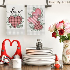 Artoid Mode - Juego de 2 toallas de cocina para el día de la madre, diseño de búfalo rosa a cuadros, diseño de corazón, decoración de boda, 18 x 26 pulgadas