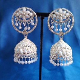 Clingzy Gold-Plated Ethnic Kundan Traditional Designer Jhumka Earrings for Women | Festive & Bridal Wear | Elegant Statement Jewelry - (KDJMKD1)