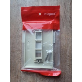 Legrand On-Q Legrand WP3403-IV  3 Port Wall Plate Ivory  Box Of 10