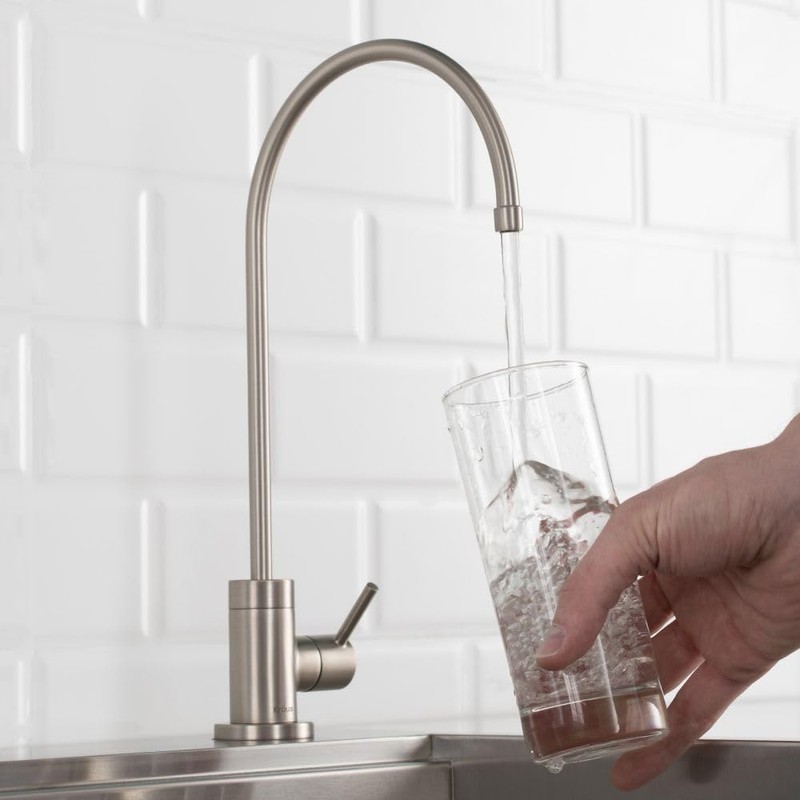 KRAUS Purita 100% Lead-Free Kitchen Water Filter Faucet in Spot