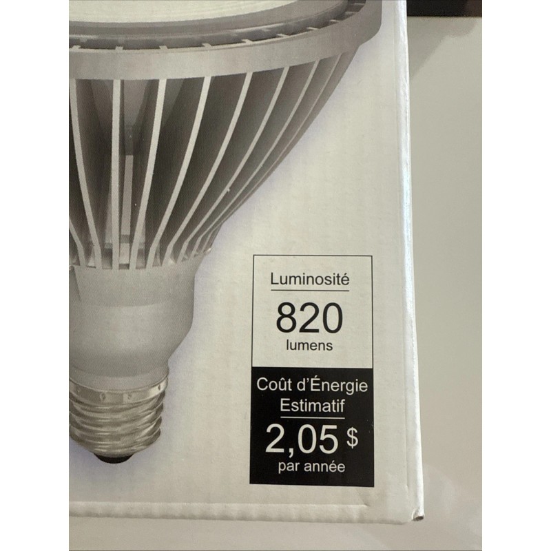 GE 17W PAR38 LED Narrow Flood 3000K 25000hr Light Bulb