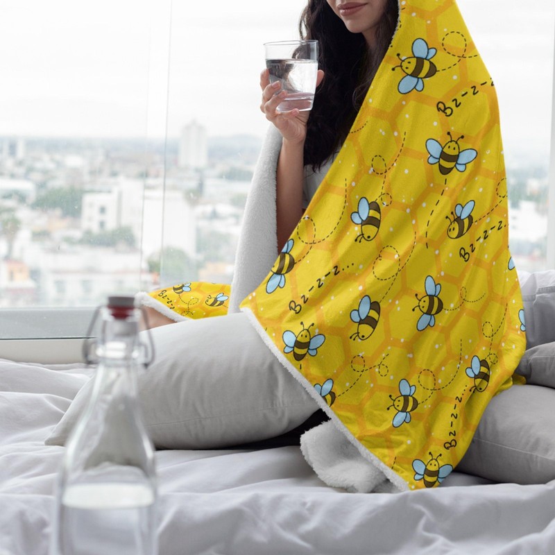 Honeycomb Cute Bee Yellow Hooded Blankets for Couch Sofa Throw