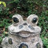 SUNGUARD Whimsical Toad Hollow Tall Stretch Large Garden Frog Statues-Natural