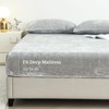 YIYEA Fleece Fitted Sheet Full Size, Ultra Soft Faux Fur