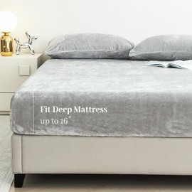 YIYEA Fleece Fitted Sheet Full Size, Ultra Soft Faux Fur Deep Pocket, Fluffy Plush Velvet for Fall Winter, Cozy Warmth and No Shedding, Light Grey