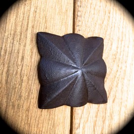 Antikas - Ziernagel gegossen - Nagel mittelalterlich - Zierelement