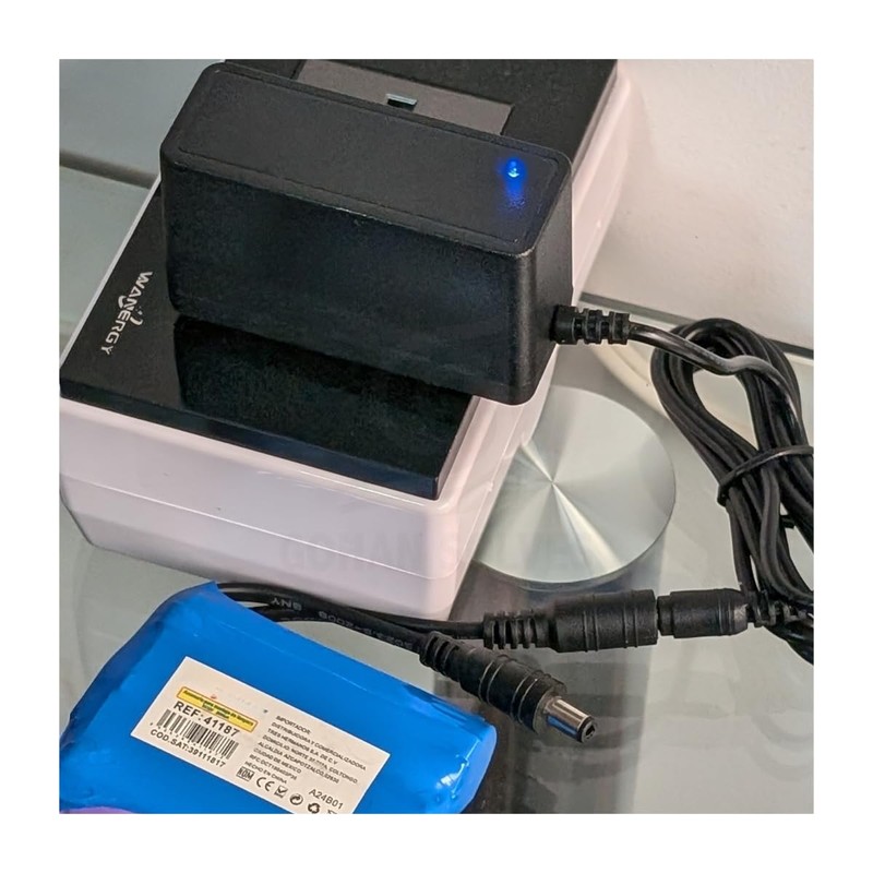 Eliminador Cargador Fuente Adaptador Tira De Led 12v (1 amper)