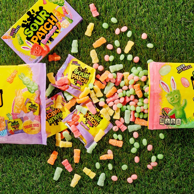 SOUR PATCH KIDS Bunnies Soft & Chewy Easter Candy, 18