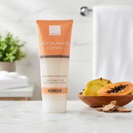 Gel exfoliante corporal micro perlas con extractos orgánicos naturales