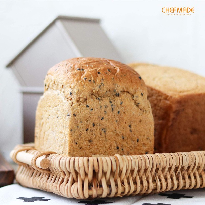 CHEFMADE Mini Pullman Loaf Pan with Lid, 0.55Lb Dough Capacity