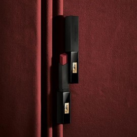 YVES SAINT LAURAENT The Slim Velvet Radical 2g, Color:318 Upbeat Rose