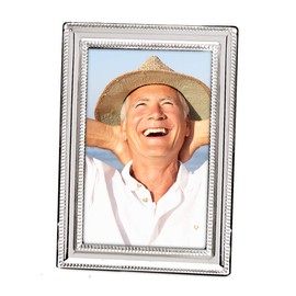 EDZARD Matera Picture Frame for Photo 10 x 15 cm Elegant Silver-Plated Tarnish-Resistant with Velvet Backing Includes 2 Hangers Photo Frame for Standing and Hanging