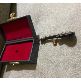 Unbranded Musical instrument Special Black Electric Guitar Pin Tie Tack 3 inches