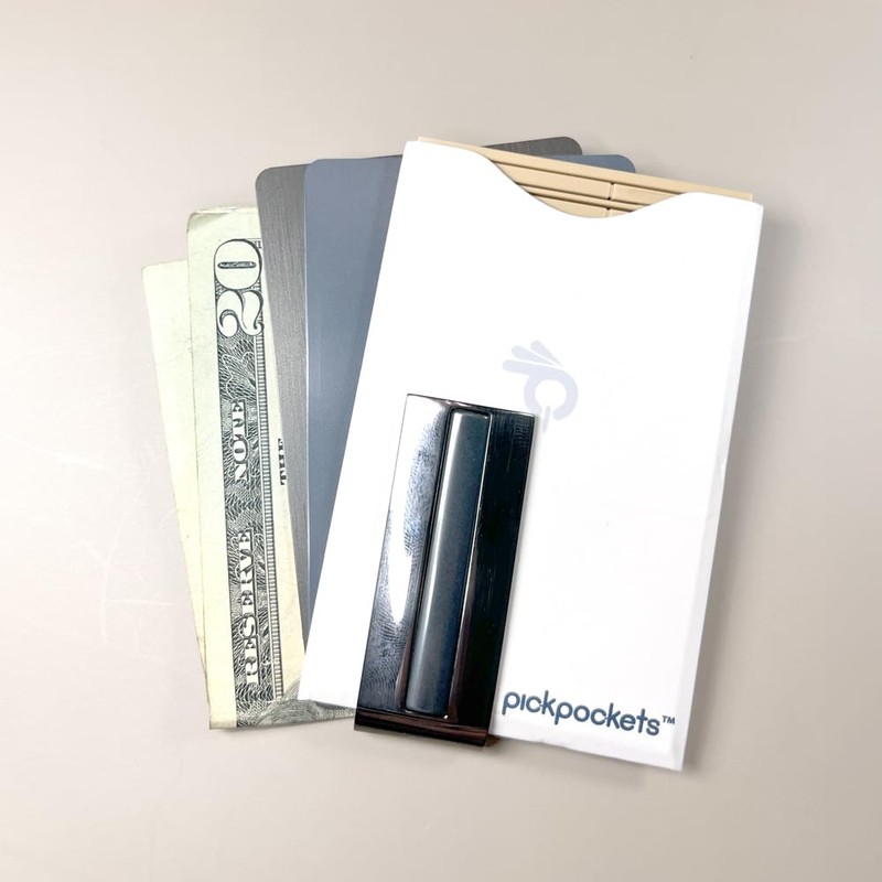 pickpockets® 100 count – First interdental toothpicks designed to fit