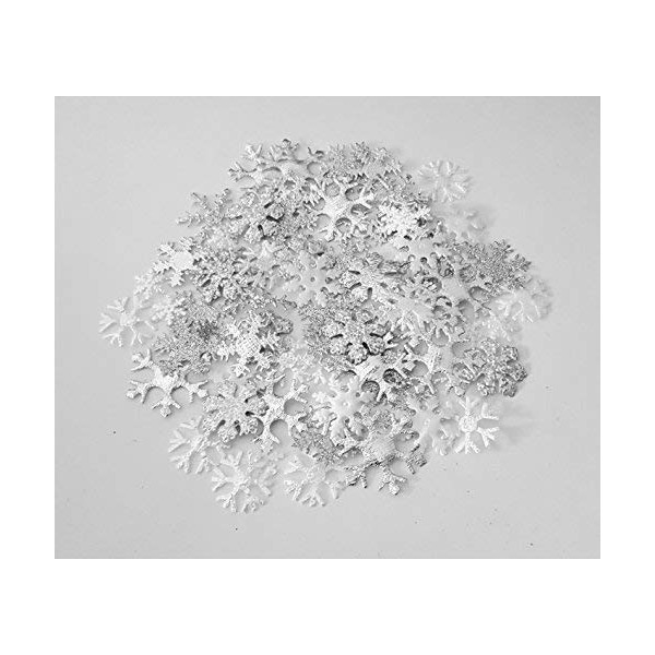 200 Snowflakes Iridescent Fabric Motifs in varying sizes from 15