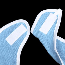 Esquirla Mealtime Bib, Elderly Bib with Adjustable Strap, Clothing Protector, Dining Bib for Seniors, Mealtime, Men, Women, Light Blue