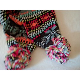 Bongo Ladies Winter Scarf One Size Multi Color Pom Pom  Bongo NWT