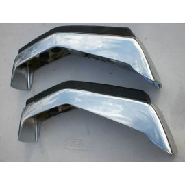 GM BUICK 981791 1972-1973; ESTATE WAGONS BUMPER GUARD SET WITH PADS; REAR