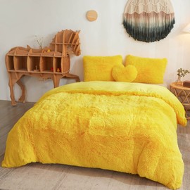 MEGO Luxury Shaggy Faux Fur Duvet Cover Set, Soft 3 PCS Fluffy Comforter Cover Set, Fuzzy Bedding Set King Size Quilt Cover(1 Plush Furry Duvet Cover + 2 Pillowcases), Zipper Closure(King, Yellow)