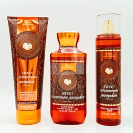 Sweet Cinnamon Pumpkin 3-Piece Bath & Body Bundle | Ultimate Hydration Body Cream, Body Wash and Fine Fragrance Mist