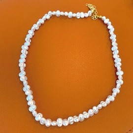 못난이 진주장식 목걸이 악세사리 행사용 주얼리 (WFJF6CR) Uneven Pearl-Decorated Necklace Accessories for Events Jewelry (WFJF6CR)