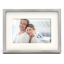 MIMOSA MOMENTS Pewter Hammered Metal Picture 6x8" Frame Displays 4x6 Inch Photo with Mat or 6x8 Inch Without Mat, Tabelop Photo Frame Displays Horizontal or Vertical Photo, Ideal Gift to Family and Friends