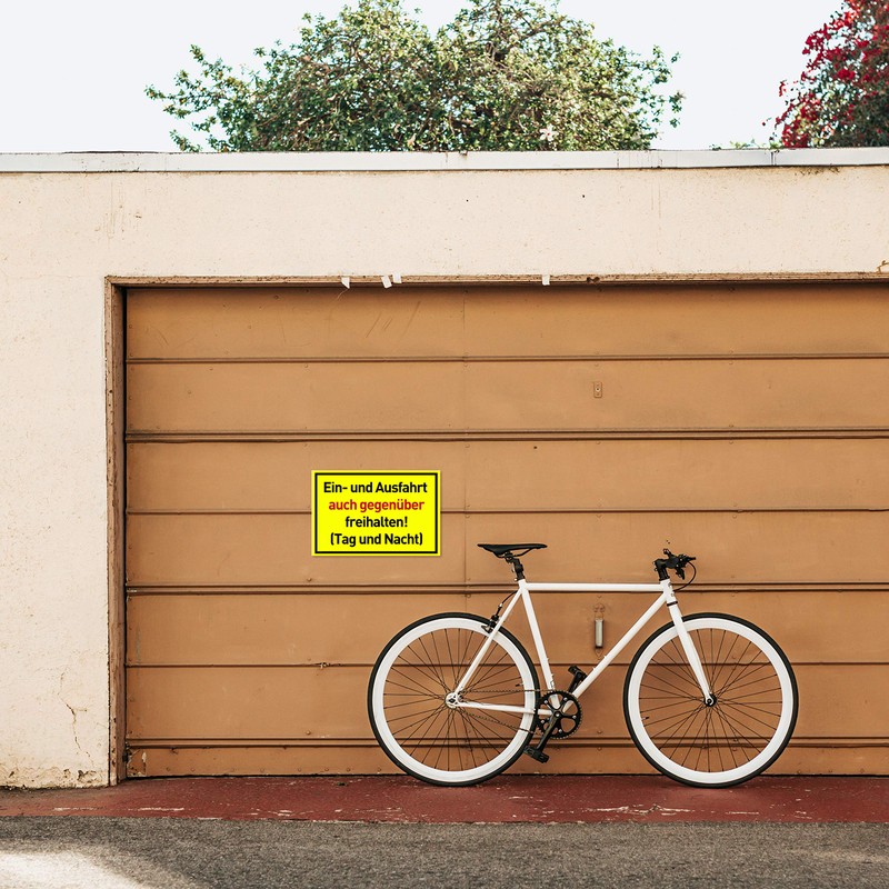 Entry Free Signs (30 x 20 cm Plastic) - Ausfahrt