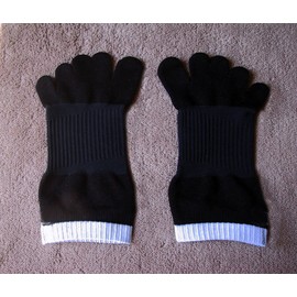 Bunion Prevention Fuzzy Five-toe taping socks Sneaker Type 10.2 - 11.0 inches (26 - 28 cm), Black (2 Colors and 3 Sizes)