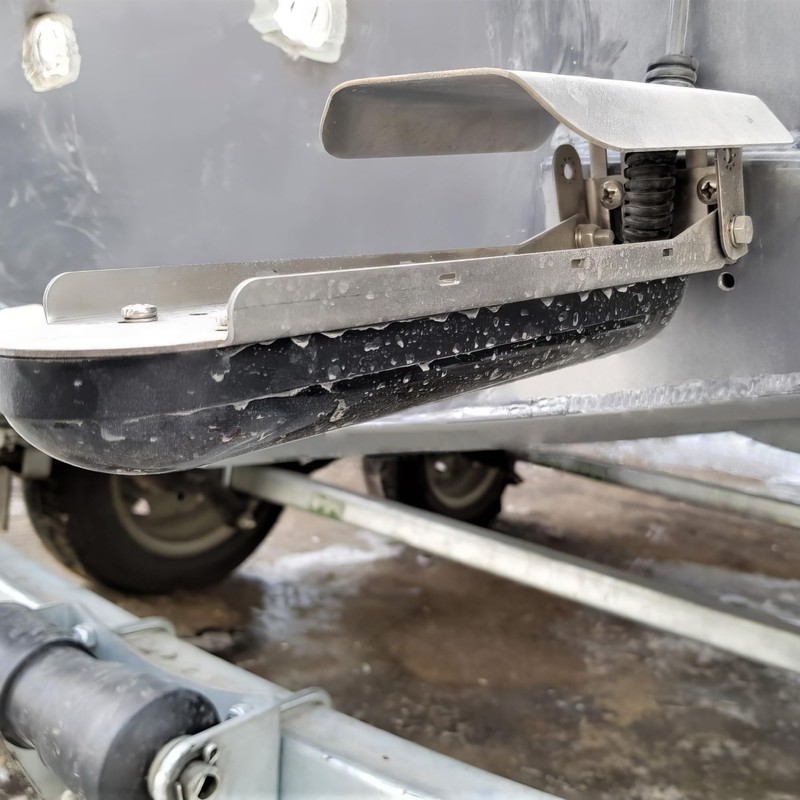 Spray Deflector Shield for Transducer Garmin Lowrance etc