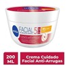 Crema contorno de ojos NIVEA Luminous 630 con ácido hialurónico