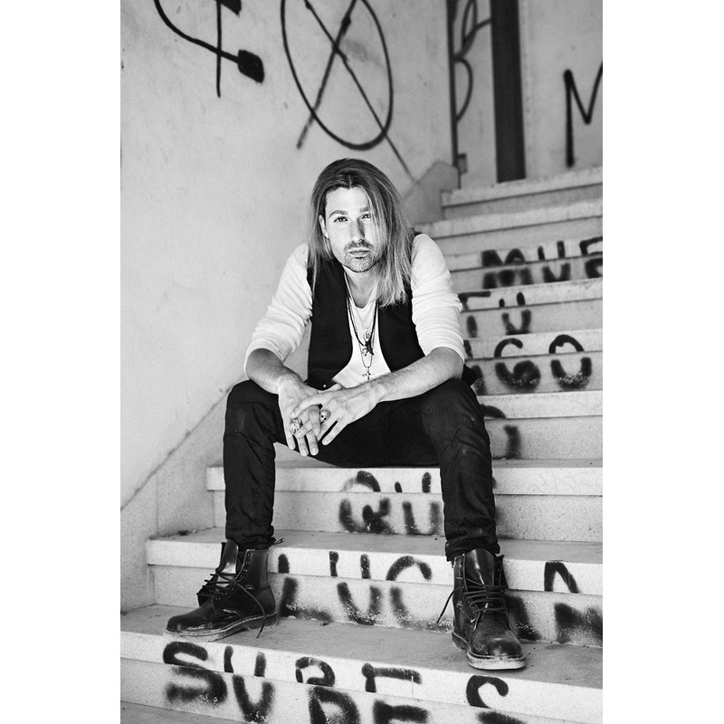 Rock Revolution (Fan Box)