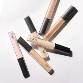 Luna 루나 롱래스팅 팁 컨실러 커버핏 1.5호 페탈 SPF34 PA++ Luna Long Lasting Tip Concealer Cover Fit 1.5 Beige SPF34 PA++