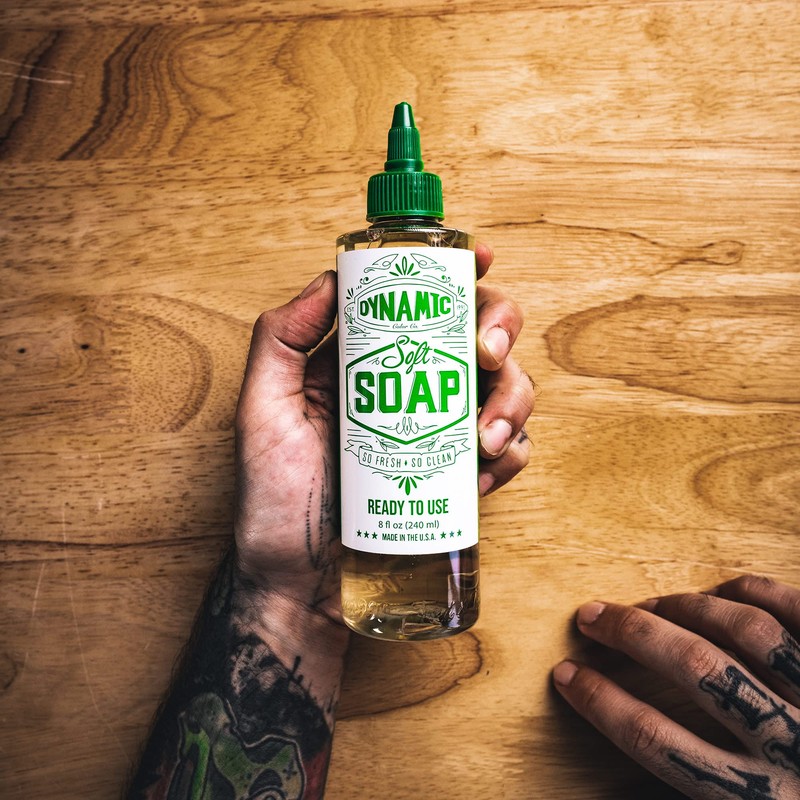 yeeyzzDynamic Soft Green Soap 8oz Bottle