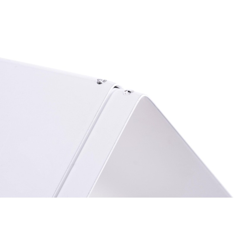 Maul bookends made of metal