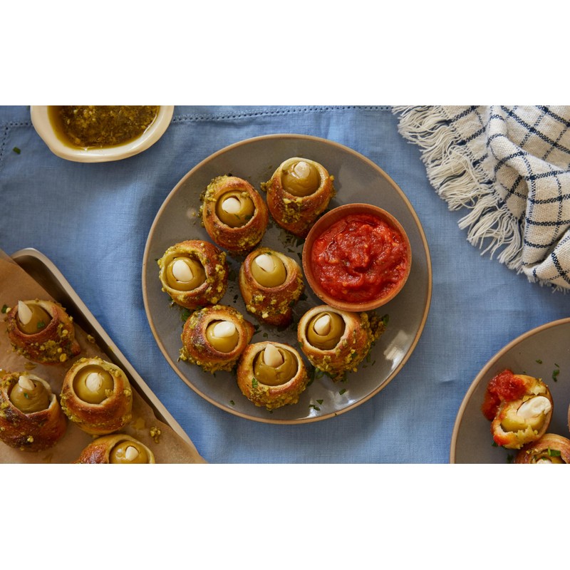 Mezzetta Garlic Stuffed Olives - Greek Green Olives with Fresh
