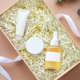 WELANE Crinkle Cut Paper, 100g White and Gold Shreds Raffia Decorative Craft Paper for Gift Wrapping, Gift Box Filler