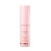 WHERE 1+1 Beauty Kahi applying Gahi Multibalm Wrinkle Bounce Wrinkle