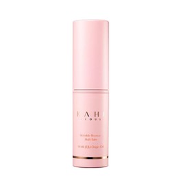 WHERE 1+1 Beauty Kahi applying Gahi Multibalm Wrinkle Bounce Wrinkle Care Stick / 1+1 가히 멀티밤 링클바운스 주름케어 스틱 바르는 뷰티 가희