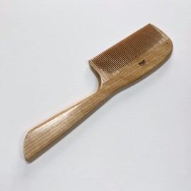 Minebari Comb with Hand - Made by Tuscular Combs Artisans - Comes with a handle for easy combing (large/fine teeth)