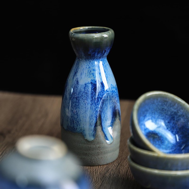 Sizikato 5-Piece Kiln-Change Ceramics Sake Set Include 1PCS Sake Bottle