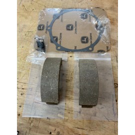 John Deere 750/ 770/ 790 Tractor Brake Shoe Set w/ Springs & Gasket NEW
