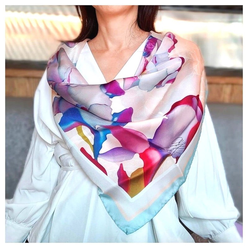 G.Barsanti & Figli Women's Silk Scarf, Large, 90 Square Como,