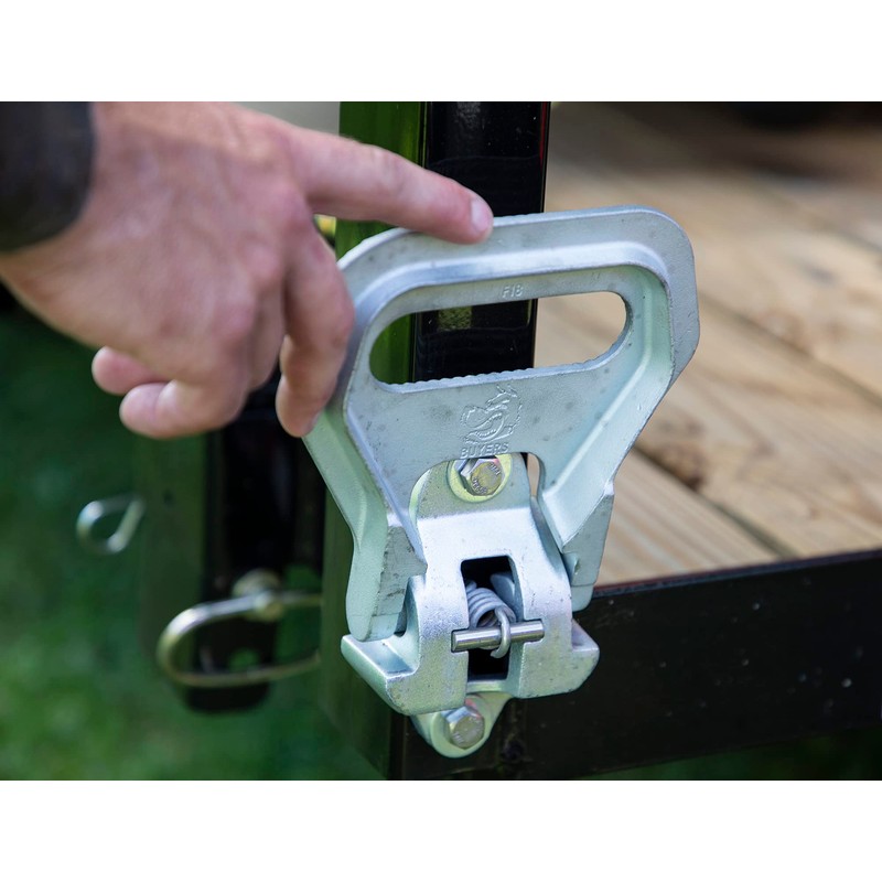 Buyers Products 52365862 Silver Folding Truck Step, Cast Steel with