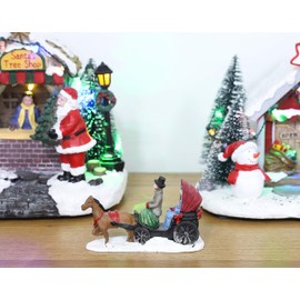 Toyland® Mini Resin Figurines Christmas Collectable - Village Scene - Christmas Figurines (Carriage Ride)