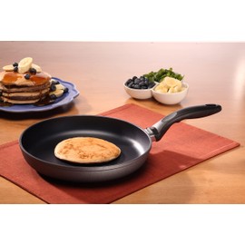 Swiss Diamond 9.5" Frying Pan HD Nonstick Induction Diamond Coated Aluminum Skillet W/Lid Dishwasher/Oven Safe Grey
