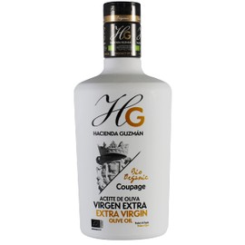 HACIENDA GUZMÁN - Extra Virgin Olive Oil Bio Mix of Manzanilla, Hojiblanca and Arbequina Variety. Perfect for cooking, baking and Salad Dressing. Available in 16.9 FL OZ (500 mL) Bottle.