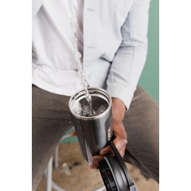 Igloo - Vaso de Acero Inoxidable de 591 ml, Flip 'n' Sip, carbonita