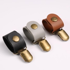 Cumilo 3Pcs Hat Clip Sturdy Travel Hat Clips Fashionable hat Clips for Travel on Bag Hats on Handbags Purses Travel Bags Durable Faux Leather Fabric Friendly Elastic Cap Clips Hat Companion