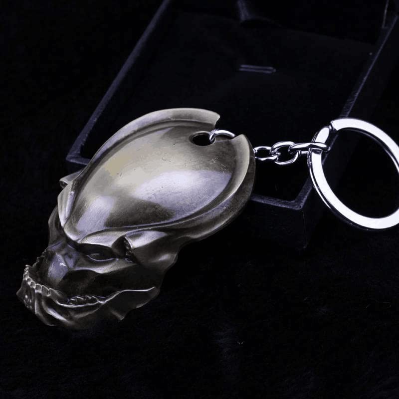 Zijou Alien Vs Alien Keychain Predator Cool Antique Tin (Predator)