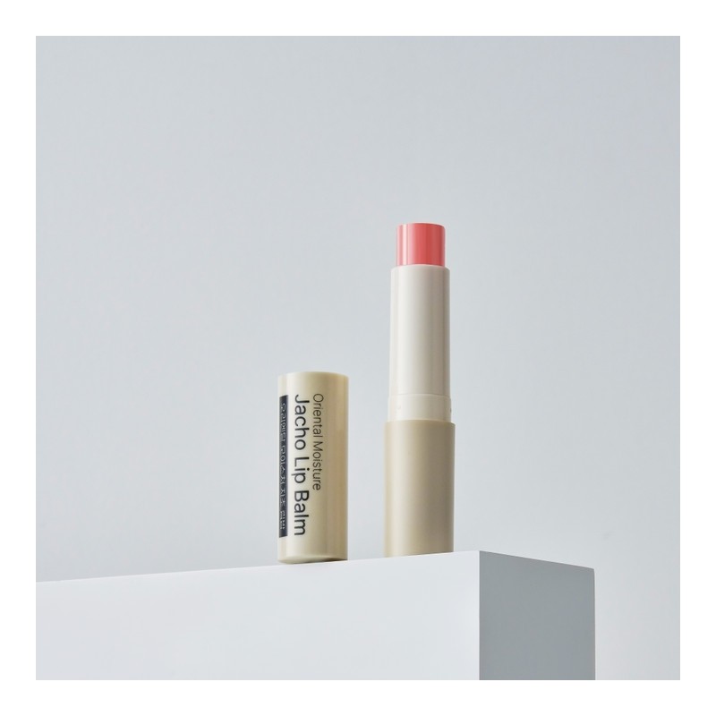 Life-saving lip balm that saves your lipsNo stickiness) Oriental self-improvement